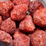 ⁦فراولة كرانشي (حبة كاملة – مستوردة) – 50 جم⁩ - الصورة ⁦3⁩